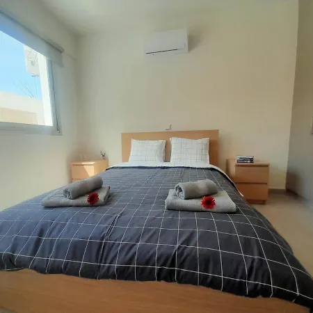 Pervolia Paradise 02 With Kosher Restaurant Apartment